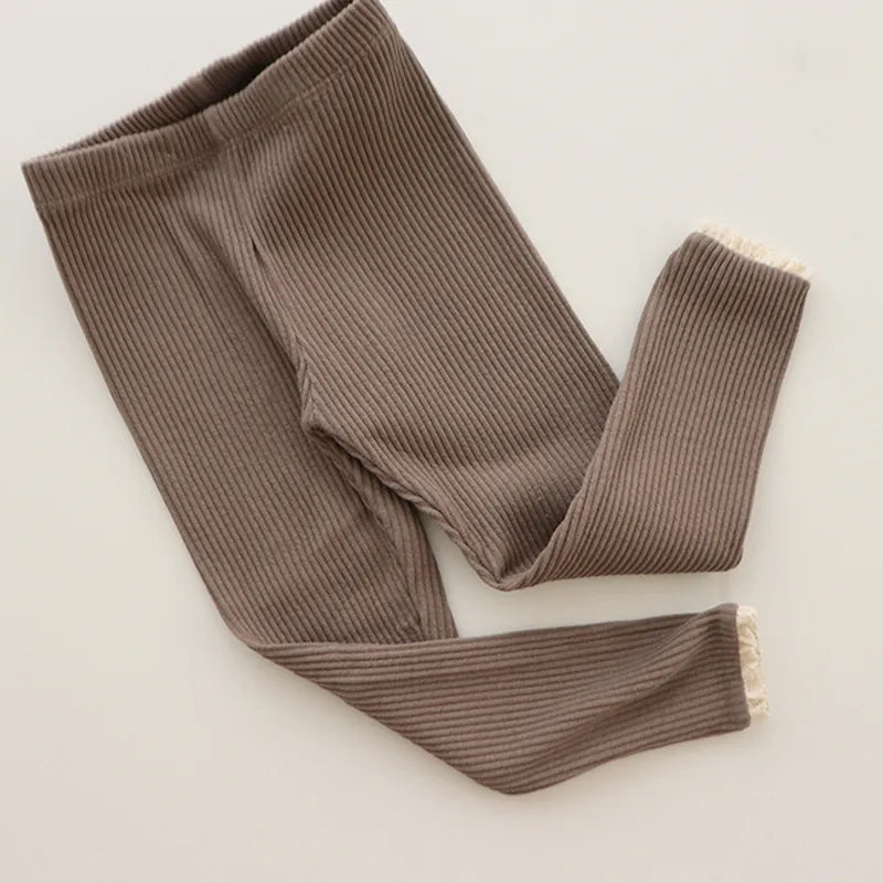 Ruffle Ankle Ribbed Legging
