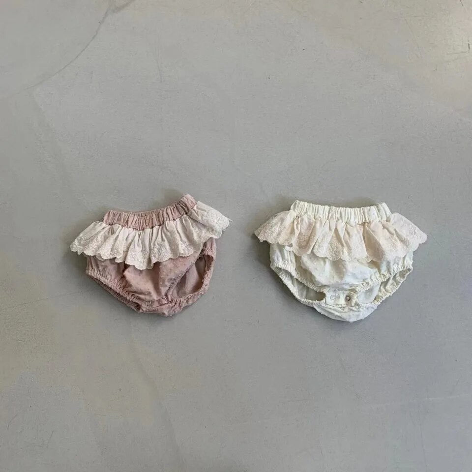 Ruffle Bloomer